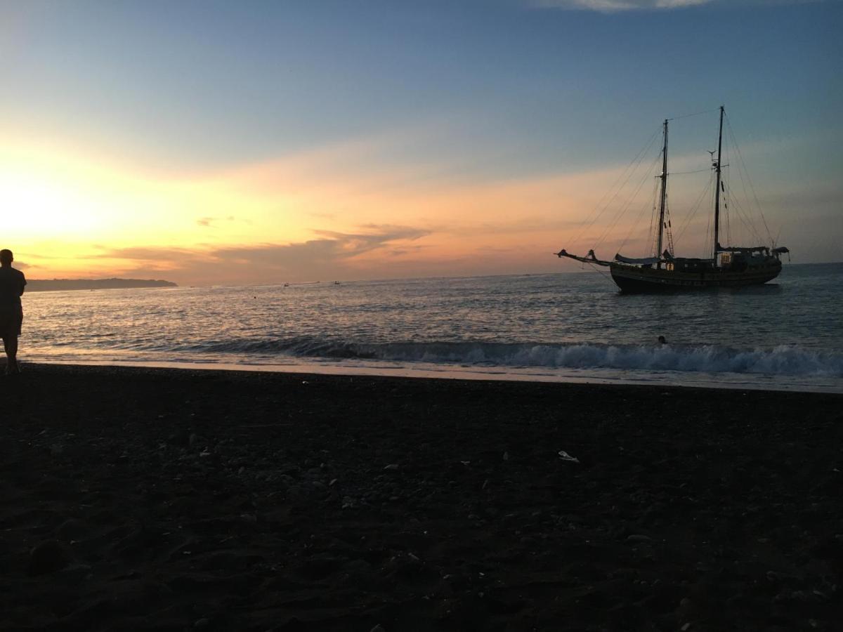 Amed Sunset Beach Екстер'єр фото